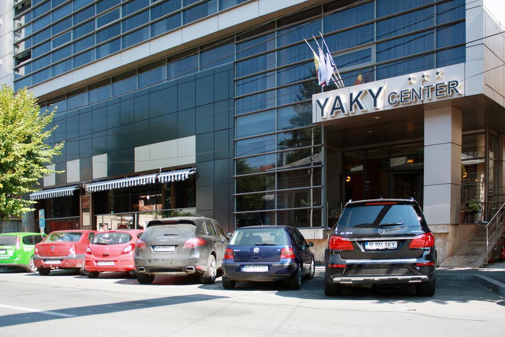 Hotel Yaky Center Piteşti Exterior foto